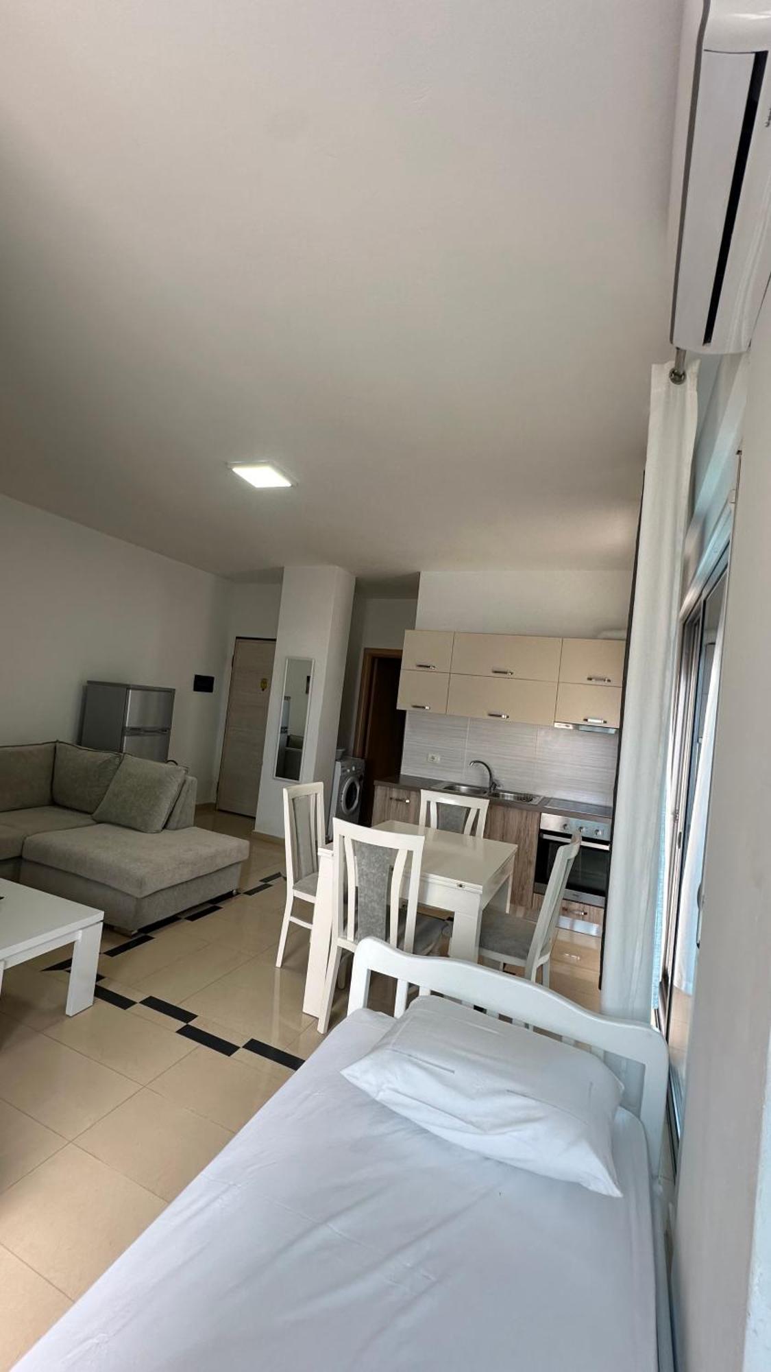 Jasmine Apartments Sarandë Exterior foto