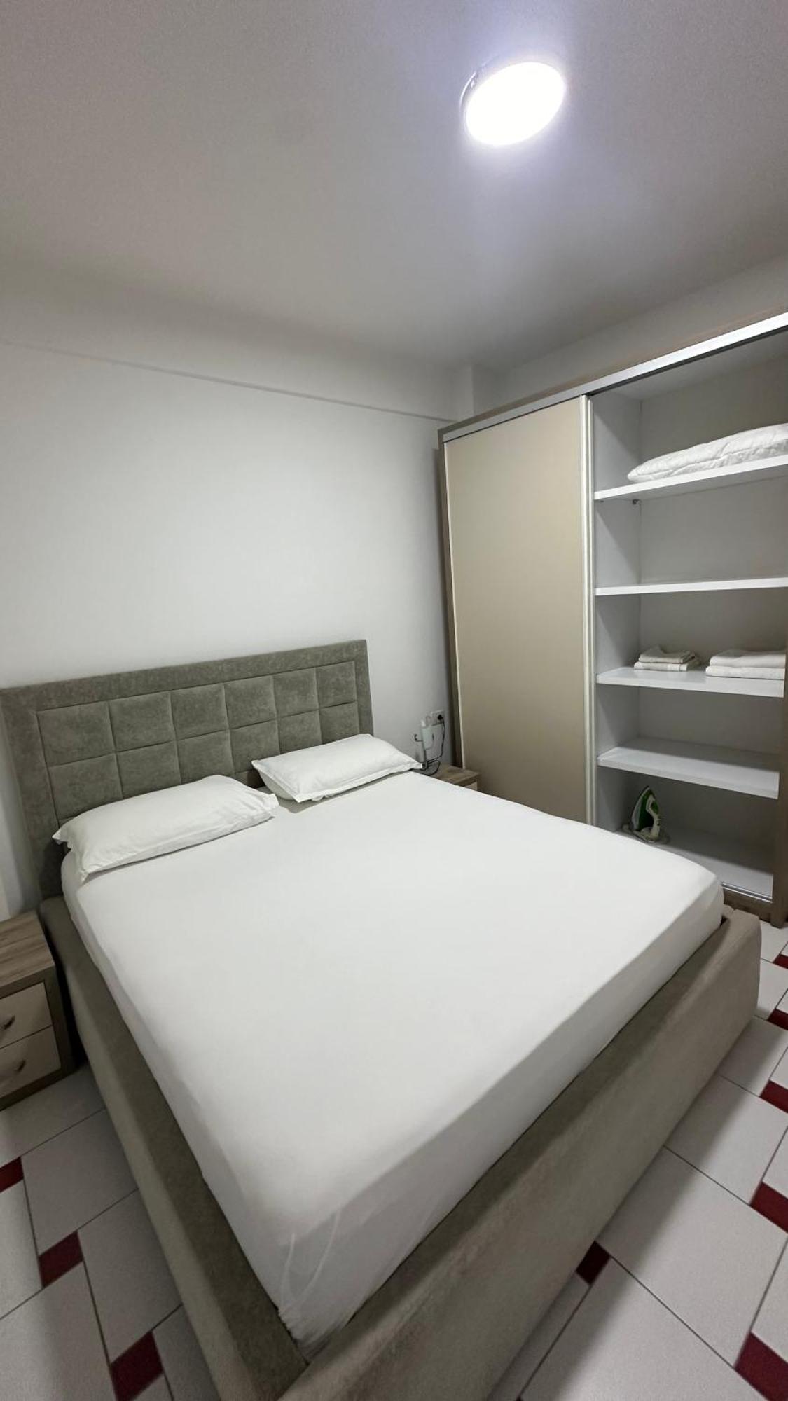 Jasmine Apartments Sarandë Exterior foto